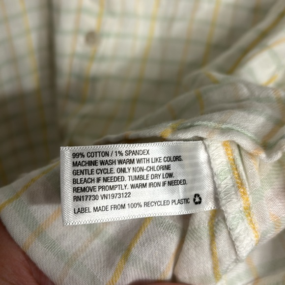 Universal Thread Button Up Pocket Shirt size XS - Picture 4 of 5